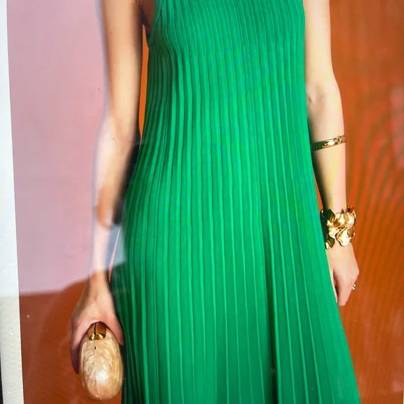 Endless Rose Emerald Green Pleated Maxi Dress - Picture 4 of 4